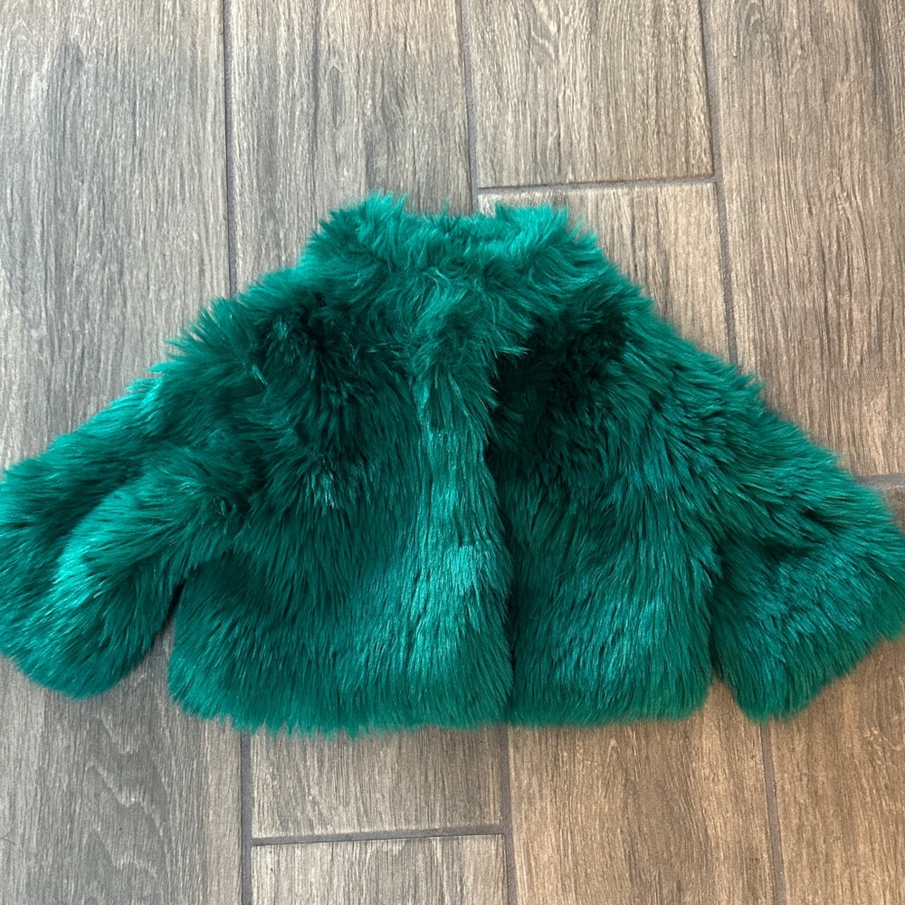 Janie and Jack Emerald Faux Fur Cape
